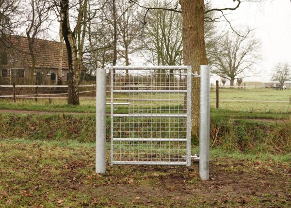 Weidepoort 5 spijlen vol gaas 91 cm